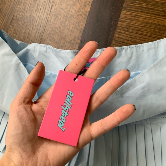 EDIKTED Double Pleated Mini Skort Skirt Light Blue Women’s Size XL BRAND NEW - Picture 8 of 12